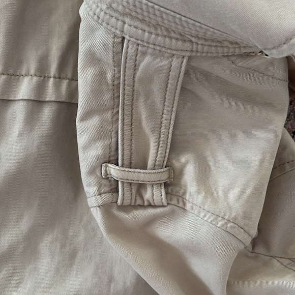 Abercrombie & Fitch Cream Trench Coat Classic Tailored Design - Picture 10 of 10